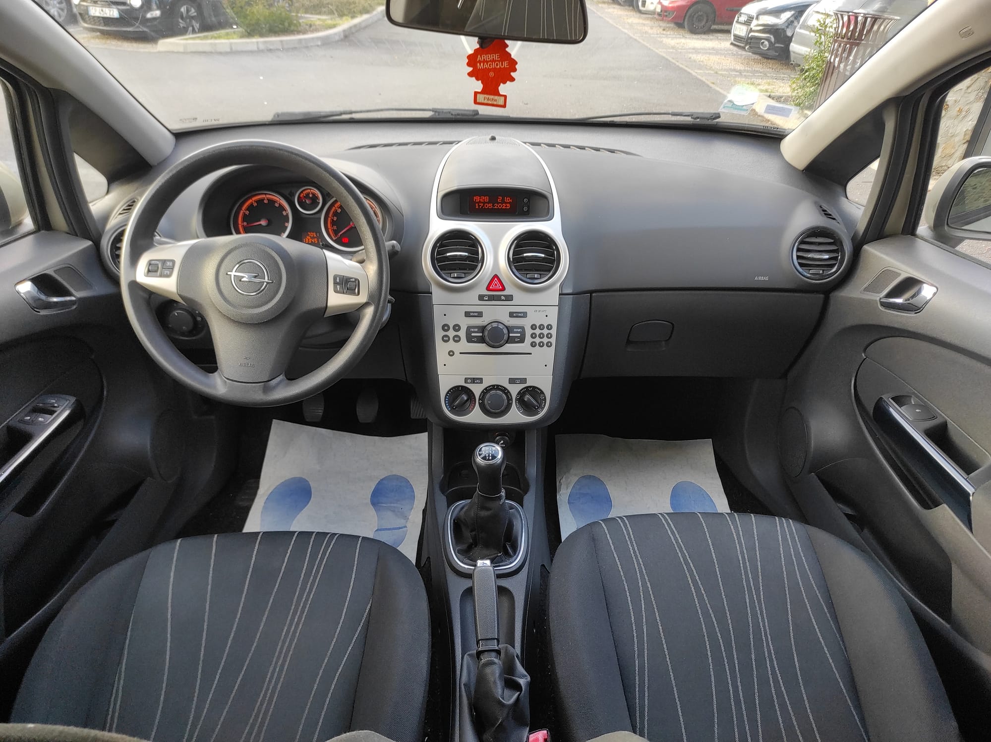 Opel Corsa IV 2006 1.2 Twinport Enjoy 5P - Automatix Motors - Voiture Occasion - Achat Voiture - Vente Voiture - Reprise Voiture